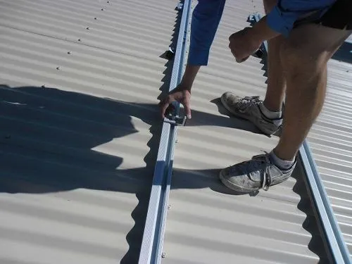  Solar Panel L Bracket for Metal Roof Flat Roof Solar Mounting Bracket (Aluminum Alloy)