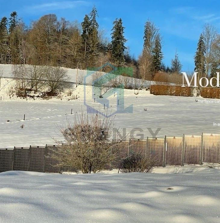 Fence Solar Mounting System