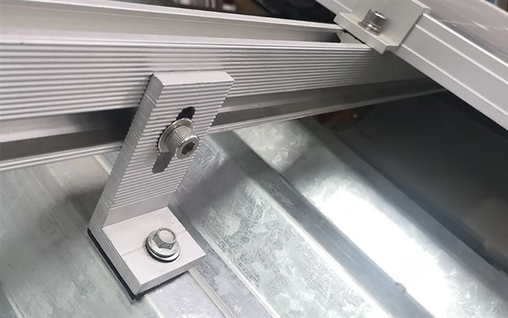 Aluminum Extrusion Solar Mounting Rail factory