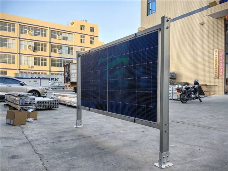Concrete Base Vertical Solar Mounting suppliers