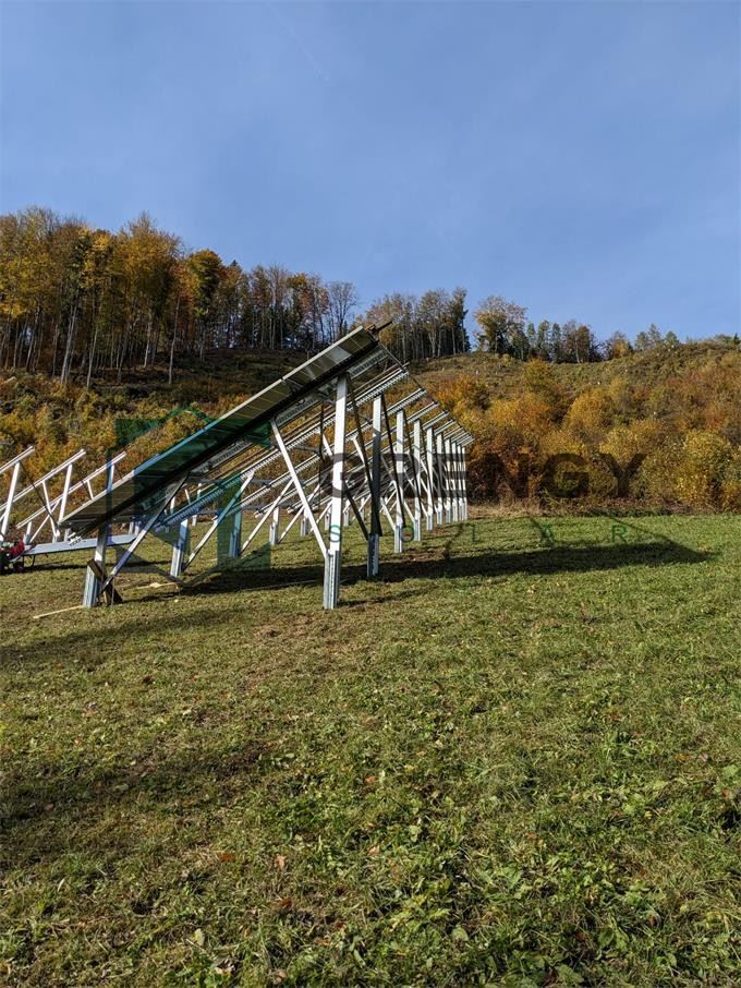 Heavy-Duty Rammed C&U Steel Piles For Solar Farm Foundations high quality