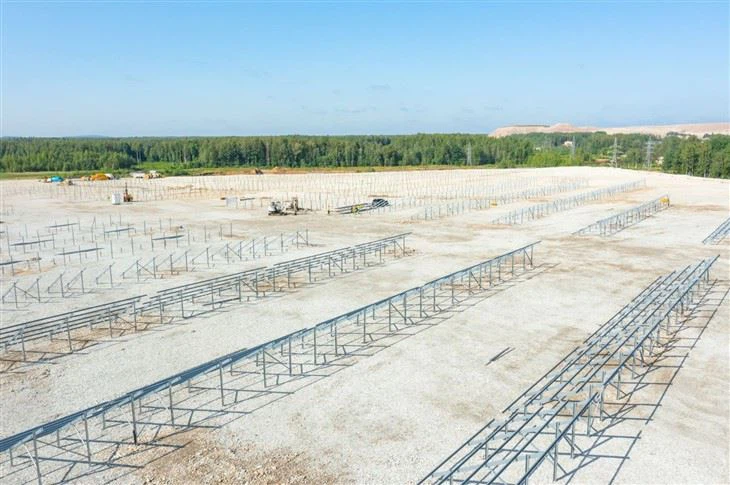 High-Performance ZAM Steel Solar Ground Mounting System For Utility Projects high quality